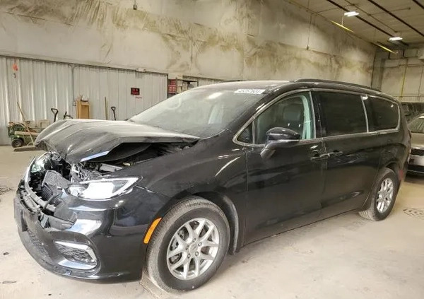 Chrysler Pacifica cena 78900 przebieg: 59679, rok produkcji 2022 z Warka małe 67